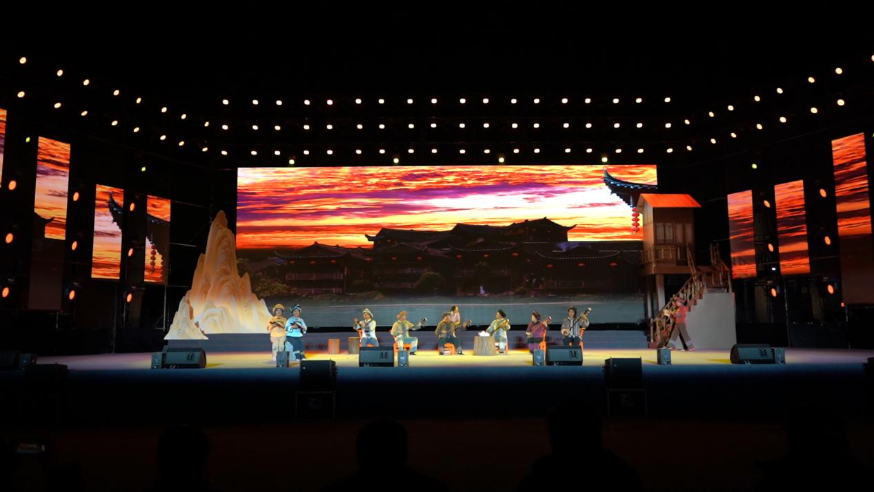 【图文】宜昌长阳：“巴风土韵”耀资丘 非遗传承展活力.docx