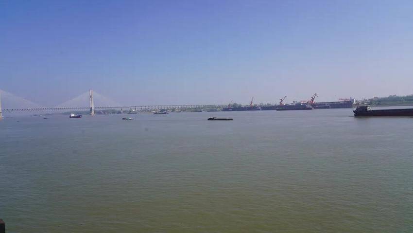 秘鲁矿石首抵鄂州！海外矿回鄂通道开通(1).doc