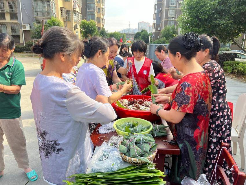 粽叶飘香过端午 幸福和谐邻里情—大冶罗家桥街道长安社区开展端午主题文明实践活动.docx