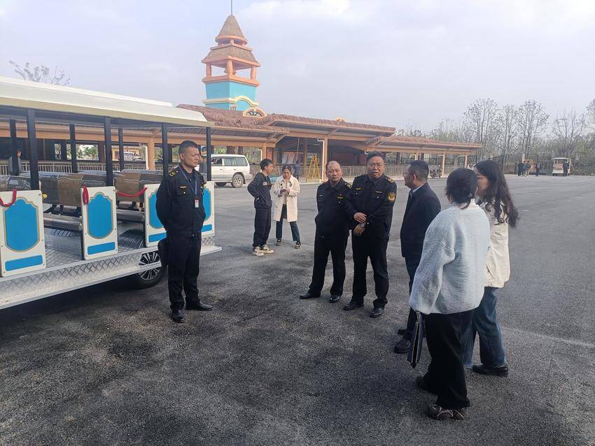 泽林市场监管所靠前服务 全力保障鄂州市园博园灵玲野生动物园开园.docx