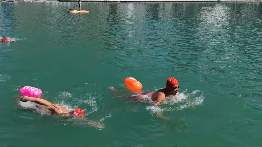 【图文】以水为媒 以赛兴旅 2026湖北清江公开水域游泳邀请赛开赛.doc