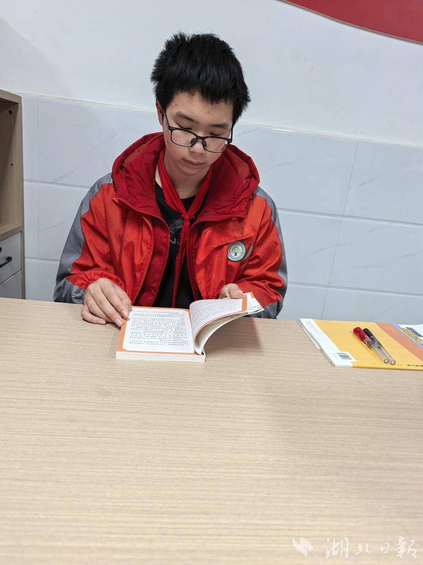 科技的变与不变+咸宁市银桂学校605班陈宇阳（指导教师 雷诗雨）(1).docx