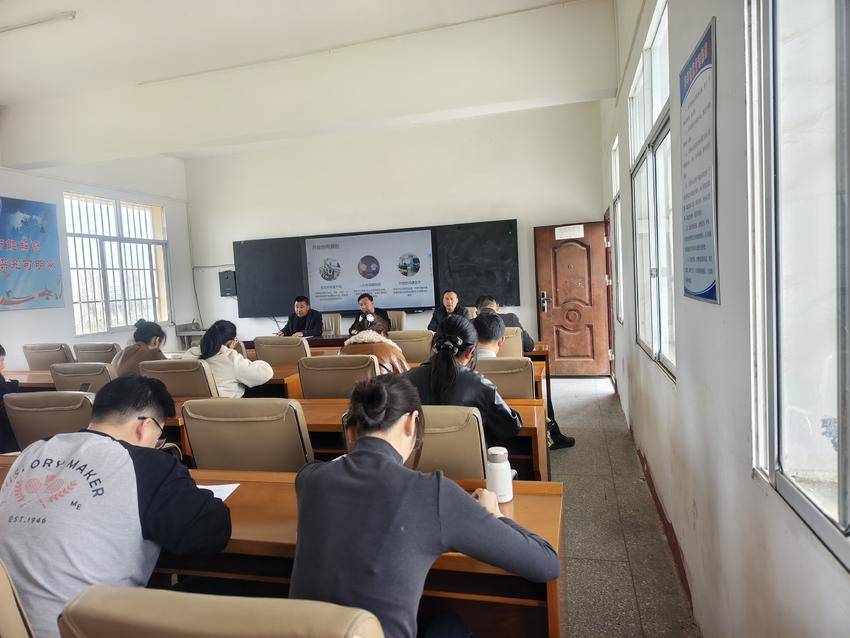 淅河第二小学光化校区成功举办教师活力课堂建设专题培训活动.docx