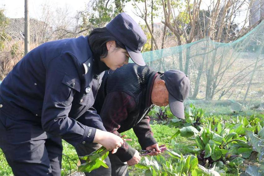 新春不打烊警民心贴心(2).docx