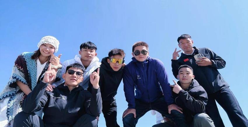 “她”力量绽放！--小记武汉体育学院中国式摔跤队余欢欢.docx