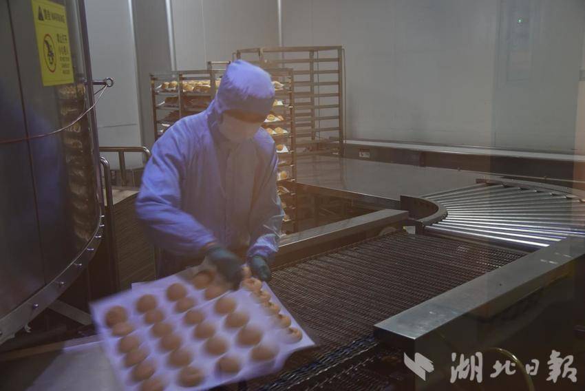 【过年期间供稿 建议初五】电力护航年味香 匠心美味赴万家(1).docx