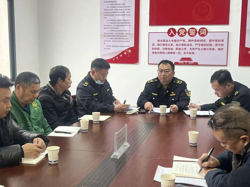 学规定、明要求、强责任——樊口市场监管所召开食品生产领域培训会.doc