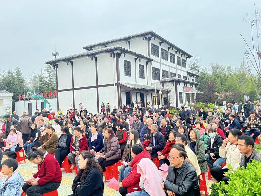 安陆市烟店镇：移风易俗润心田 文明新风扑面来.docx