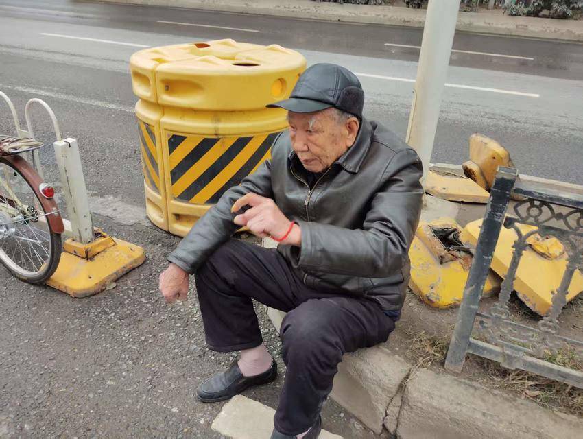 丹北社区温情上演“速度与担当”.doc