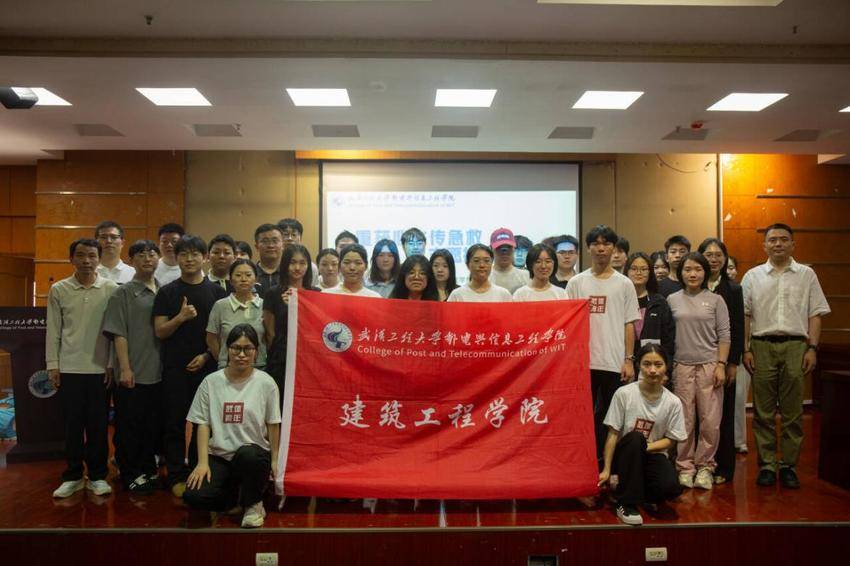 急救赋能筑防线 志愿护航守平安.docx