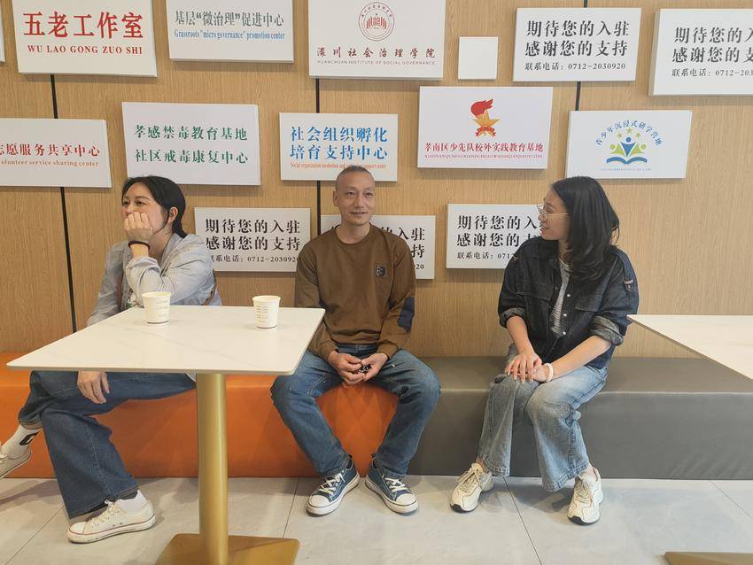 错峰服务暖民心 便民办事更省心(1)(1).doc