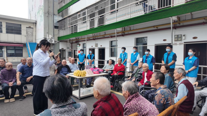 首个民族团结进步宣传周·月满中秋暖桑榆 食养敬老传温情——“小经星”志愿服务队赴九久敬老院开展志愿服务活动.docx