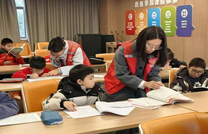 青马“返家乡”  以青春之名 赴童梦之乡（林欣洢）.docx