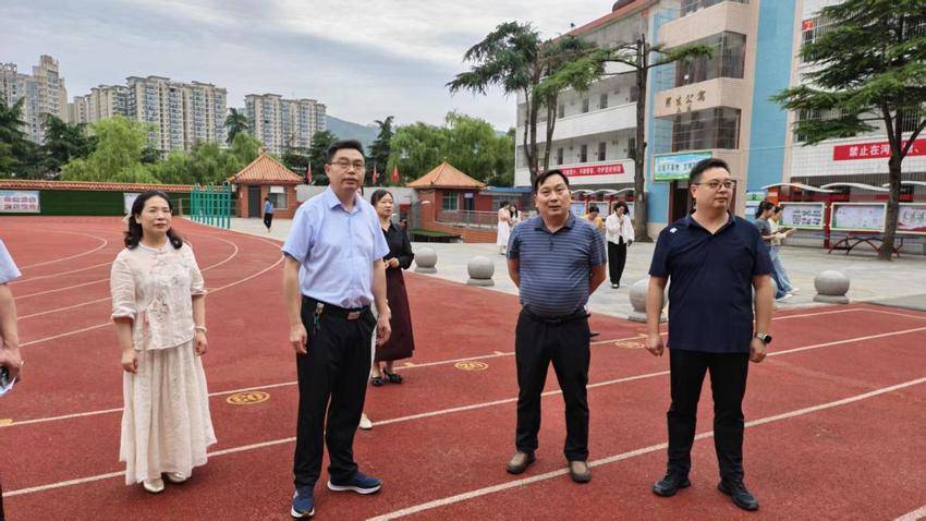 校际携手促均衡 帮扶交流共成长（2026.05郧西教联体工作简报）.docx