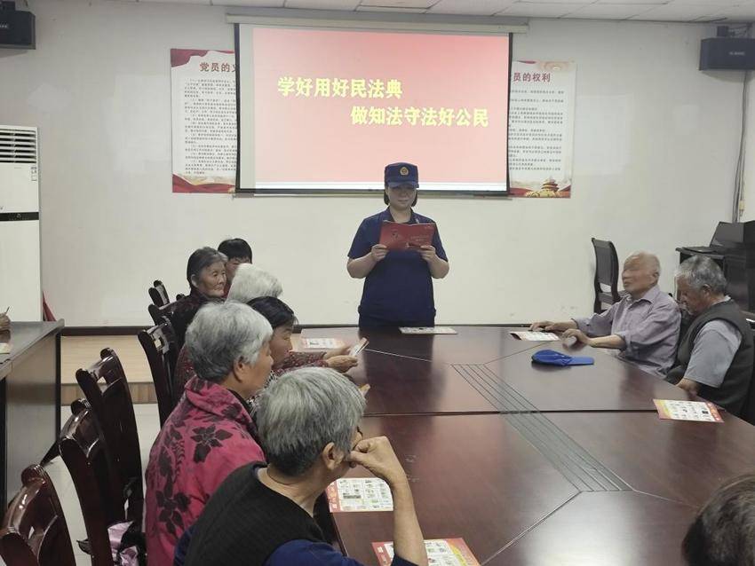 （0513）老河口市拦马河社区：消防反诈普法齐发力 筑牢社区安全防护网.docx