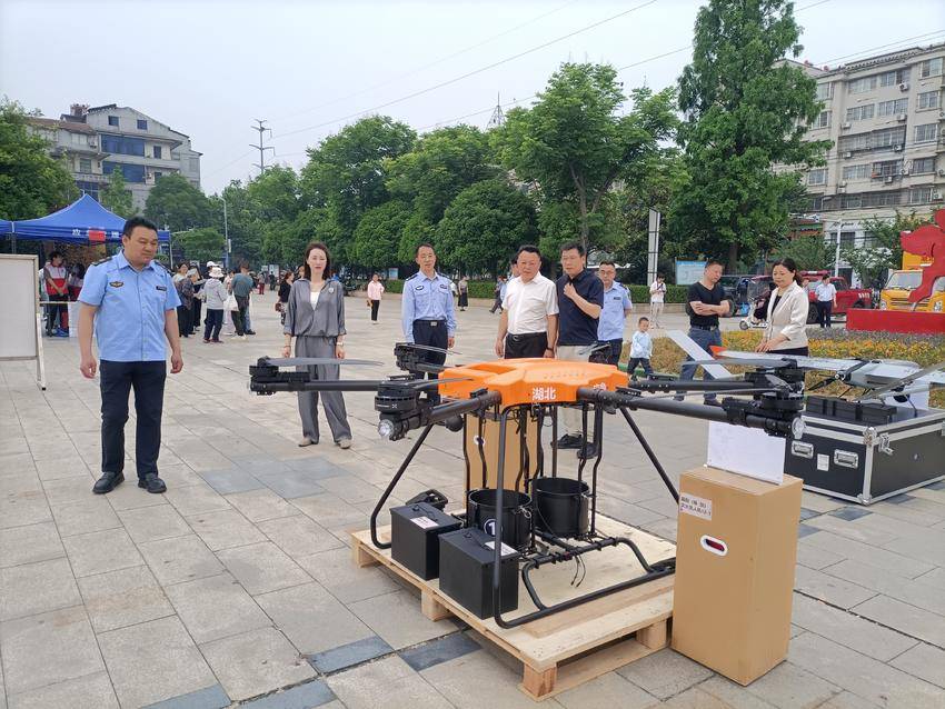 老河口市开展全国防灾日集中宣传活动.doc