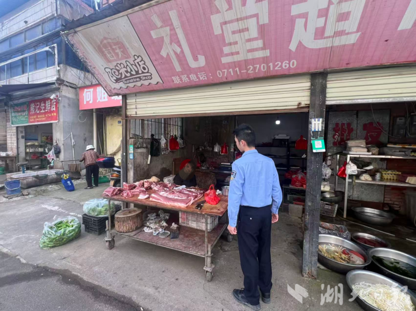 沙窝派出所严查肉制品 守护群众“舌尖上的安全”.docx