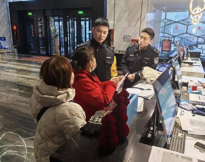 新春不打烊警民心贴心(2).docx