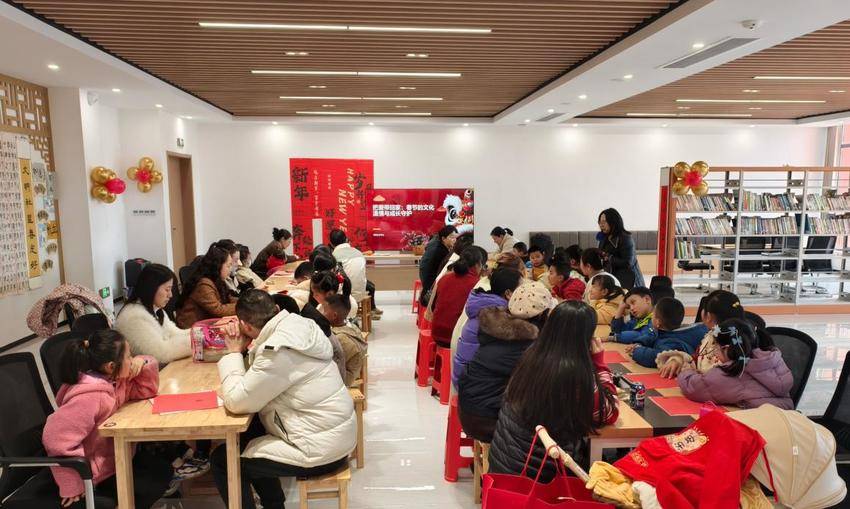 【新闻稿】“把爱带回家·暖心护航伴成长”——这个春节，葛店经开区的孩子和家长，把爱和年味一起带回家（终稿）.docx