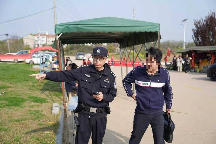 清明有思念 守护有藏蓝.docx