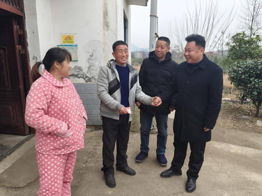 tmp_60e2090a38a66a52514fc6c823359282.doc