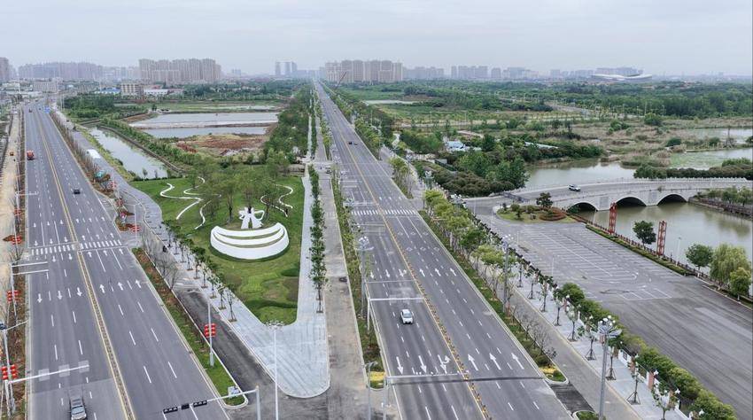藏不住了！这条绿廊太治愈.docx