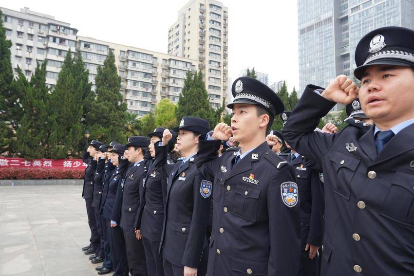 清明忆警史(2).docx