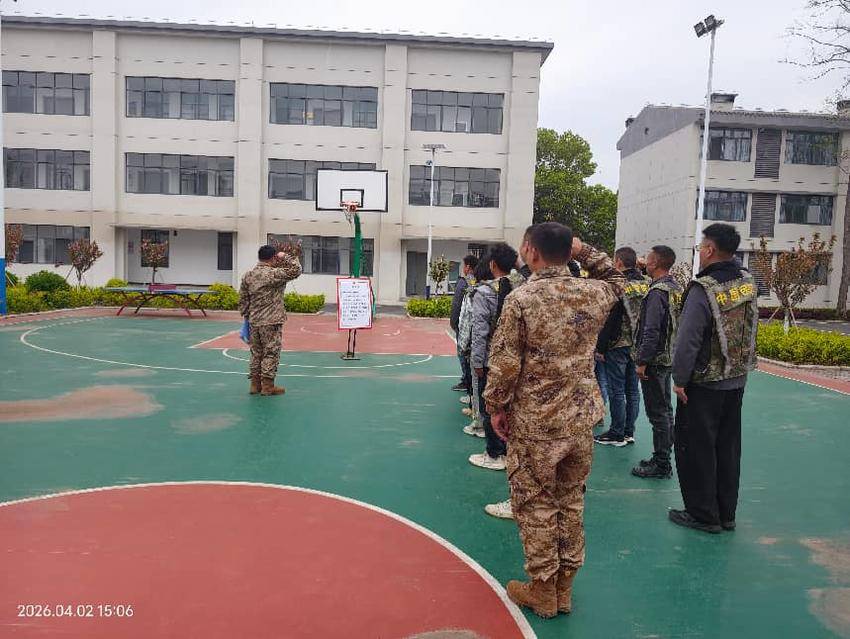 安陆市巡店镇组织新入队基干民兵开展入队训练与集中体检.doc