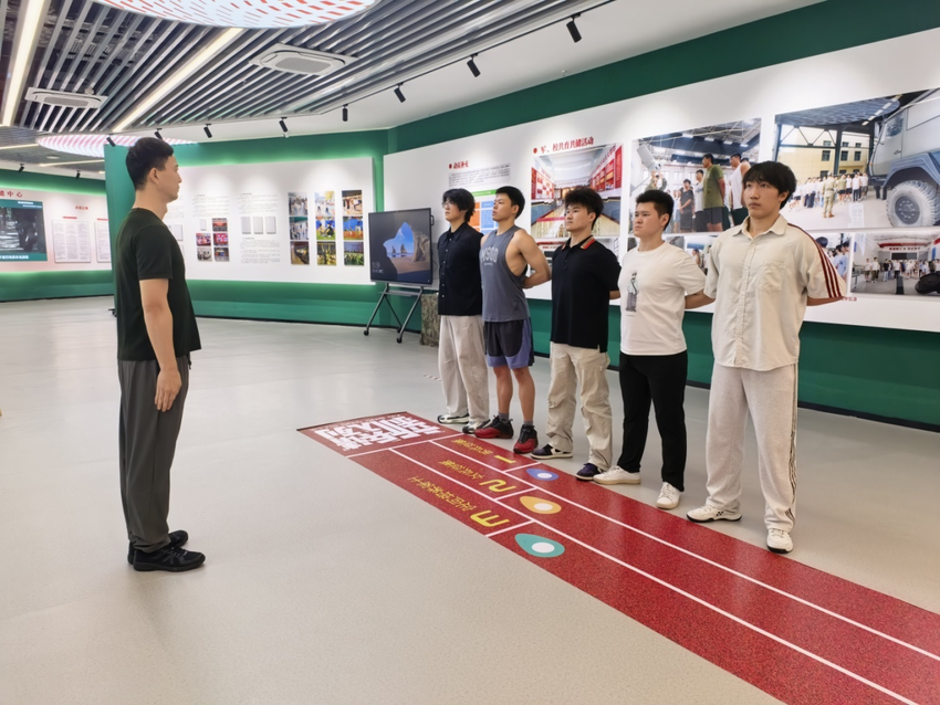 ​江夏区退役军人事务局联合武汉纺织大学开展特色实践活动