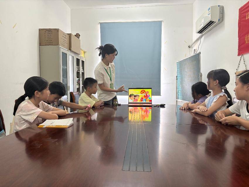 8月7日 郭河镇凤林社区 明宸瑶 文字稿(1).docx