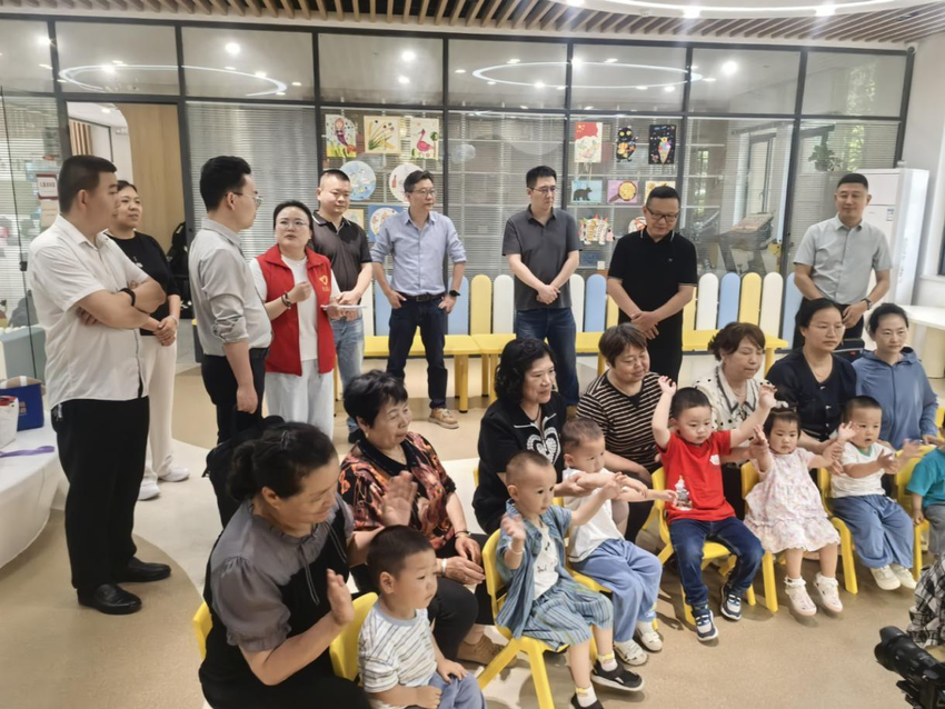 江夏区政协金口街联络委聚焦“一老一小”补齐民生服务短板