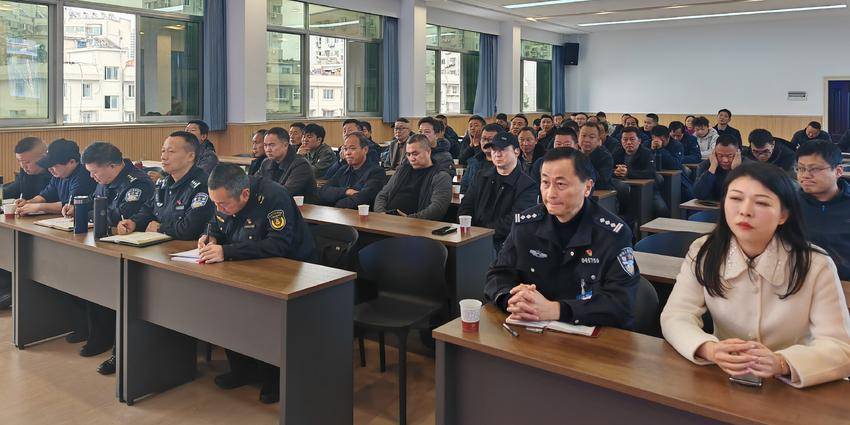 2026年首个“国际太极拳日”展演活动驾驶员安全教育暨文明礼仪培训会召开(2).docx