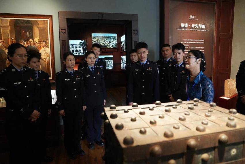 清明忆警史(2).docx