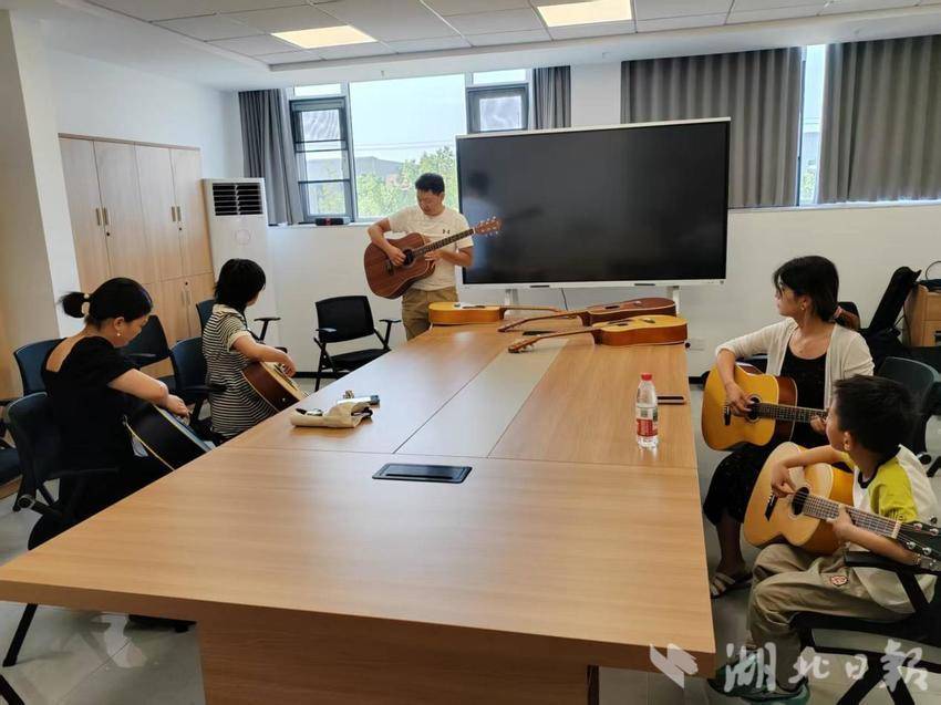 乐享弦音 艺暖社区——吉他公益课堂进社区.docx