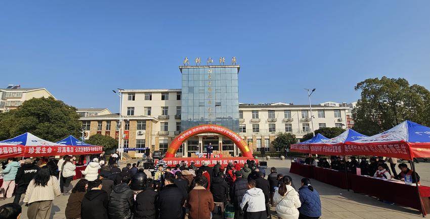 互动问答+线上直播：罗家桥街道反诈宣传“玩”出新花样.docx