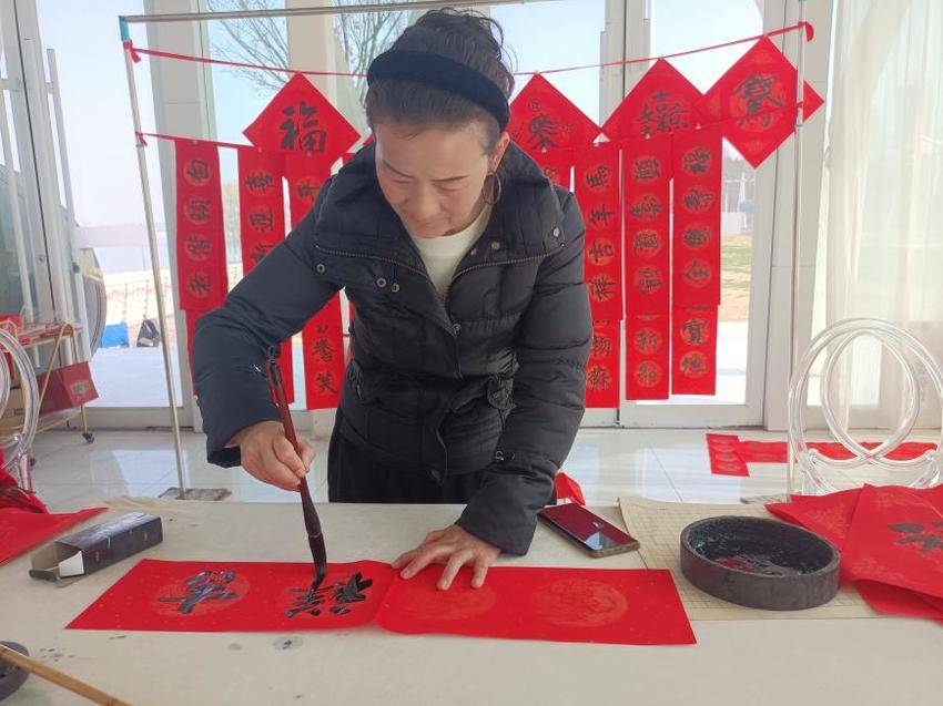 214新闻稿改.docx