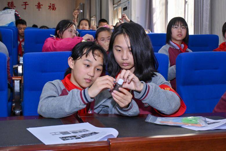 矿物科普润童心 科学实践启智慧.docx