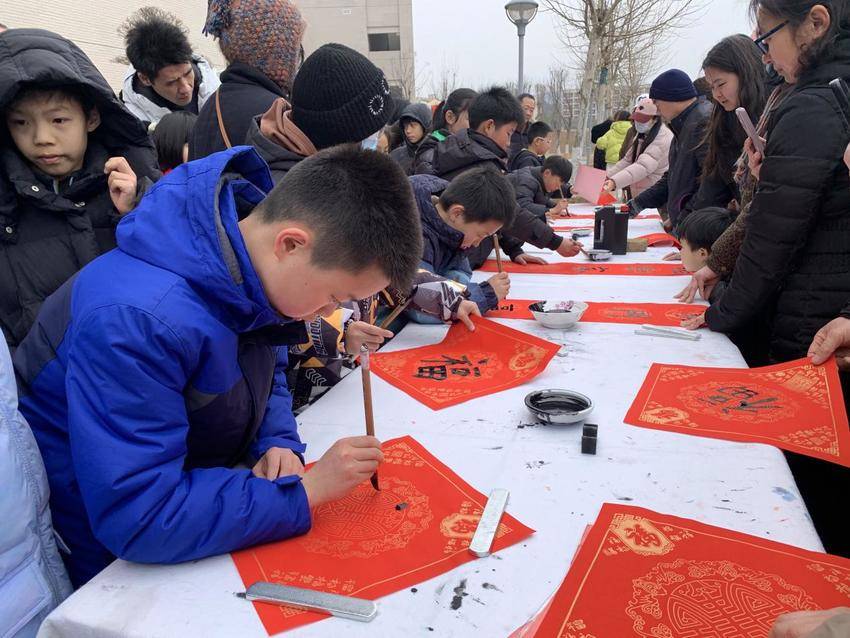 （0213）翰墨迎新春，楹联送祝福——京山市图书馆举办“笔墨迎新·春联送福”文化惠民活动第三期.docx