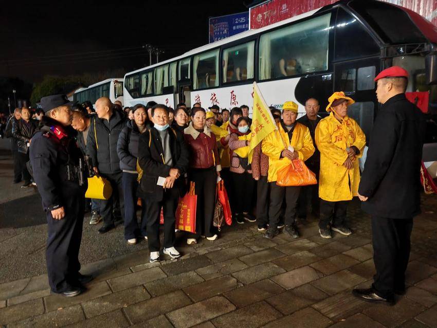 3_5000人！武当山迎来2026年首批特大祈福游团队(1)(1).docx