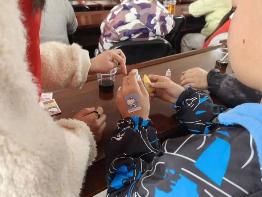 “小青桃” 志愿服务队走进仙桃特校.docx