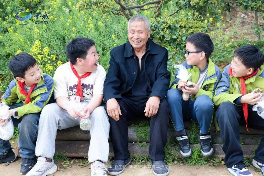 一支白菊献英烈，荠菜香里觅乡愁docx.docx