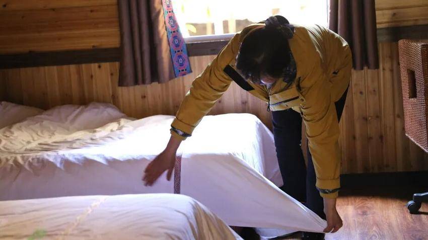 人如潮、景出圈、情暖心，恩旅集团“五一”假期交出一份优异答卷.docx
