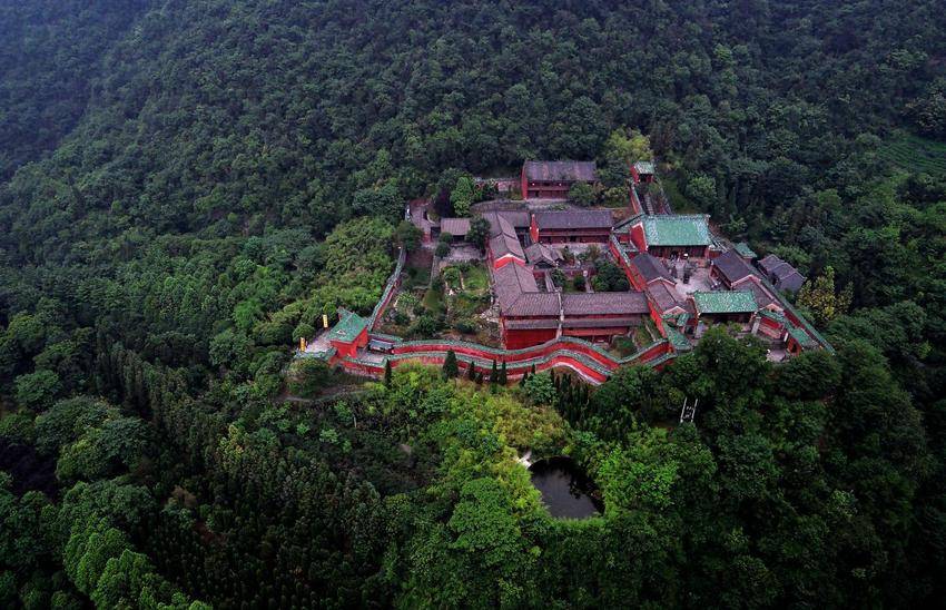 （1）长沙春季旅游(1).docx