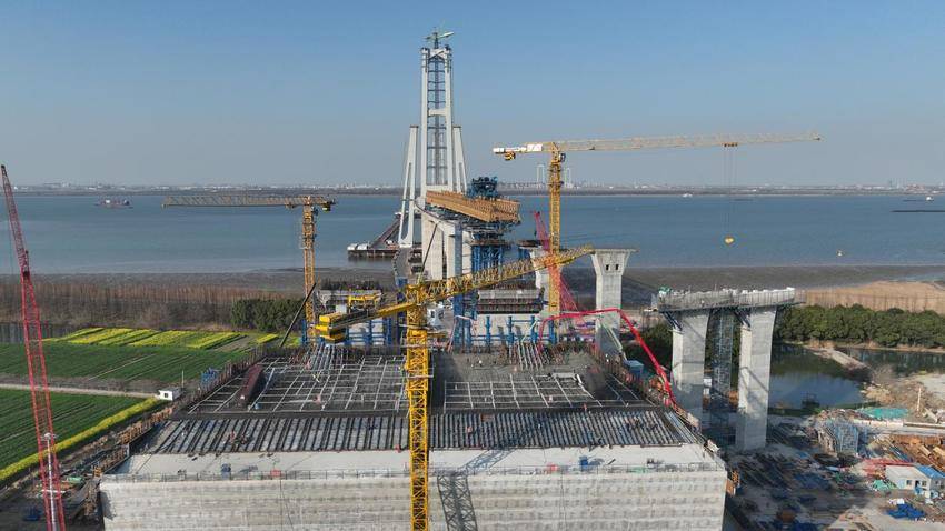 【一线传声】赛场练兵，中交二航局四公司在劳动竞赛中锤炼硬功.docx