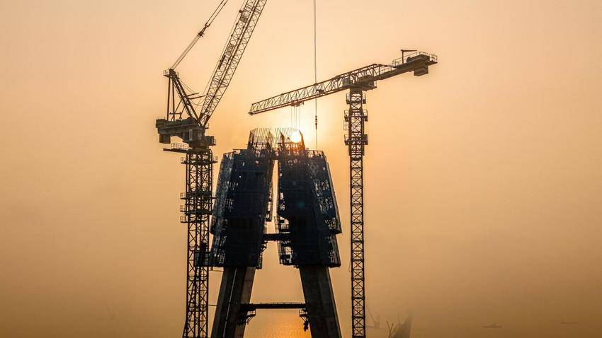 【特别策划】桥塔百米高空“蜕壳”记.docx