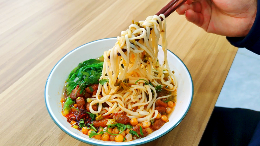 美味在 “县”｜湖北竹溪：人间烟火入舌尖 特色美食寄乡愁 欧阳毓雯.docx