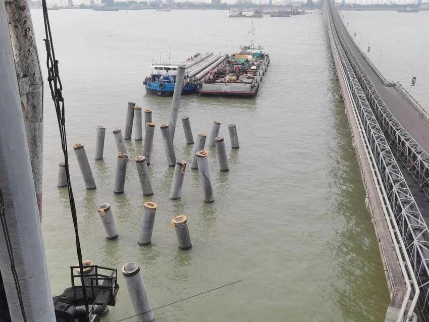 【特别策划】南通天生港电厂码头巧解“震动”危机.docx