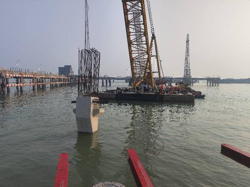 【特别策划】扬子嘉盛LNG码头改扩建工程水工施工纪实.docx