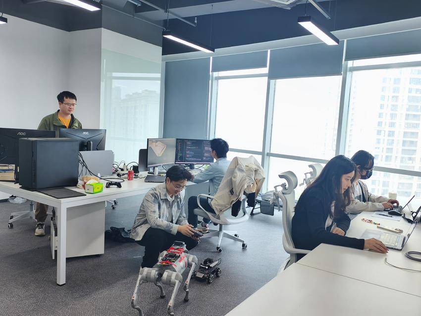 光谷AI企业火星登陆