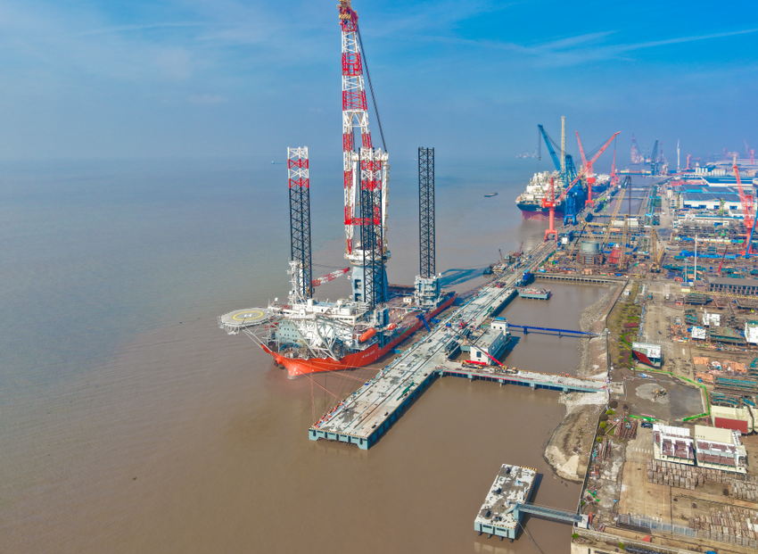 【特别策划】启东中远海运舾装码头改扩建背后的海工突围.docx